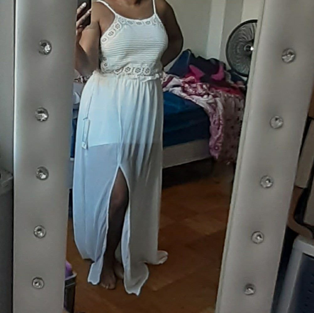 Backless Gown